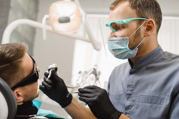 Why Dentists Consider Tooth Extraction A Last Resort